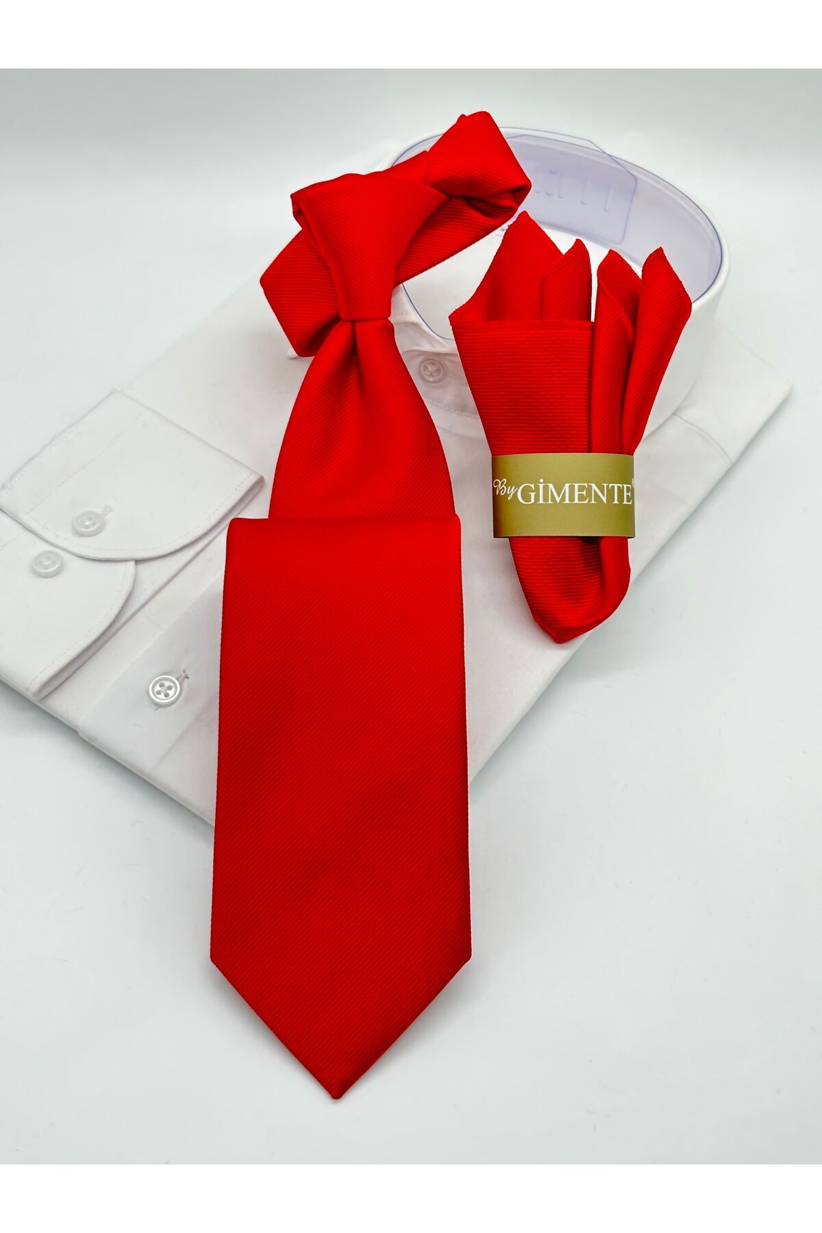 Kırmızı Düz Klasik Mendilli Kravat